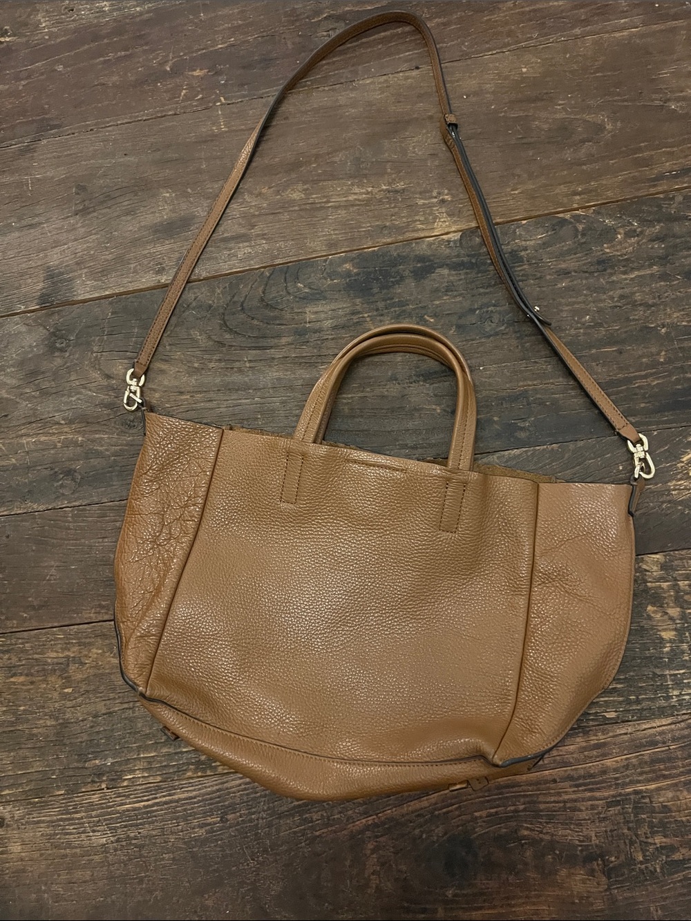 Banana Republic Classic Women's Leather Tote Bag in Brown- Read description